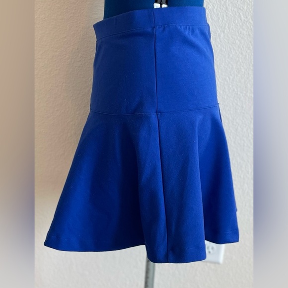 Old Navy Stretch material/waist band Mini Skirt - Picture 2 of 7